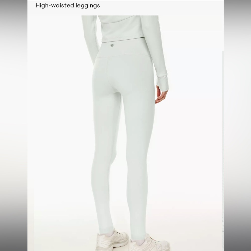 Aritzia | TnaLIFE Atmosphere Hi-Rise Legging in Faint Green - Size Medium - Picture 1 of 7